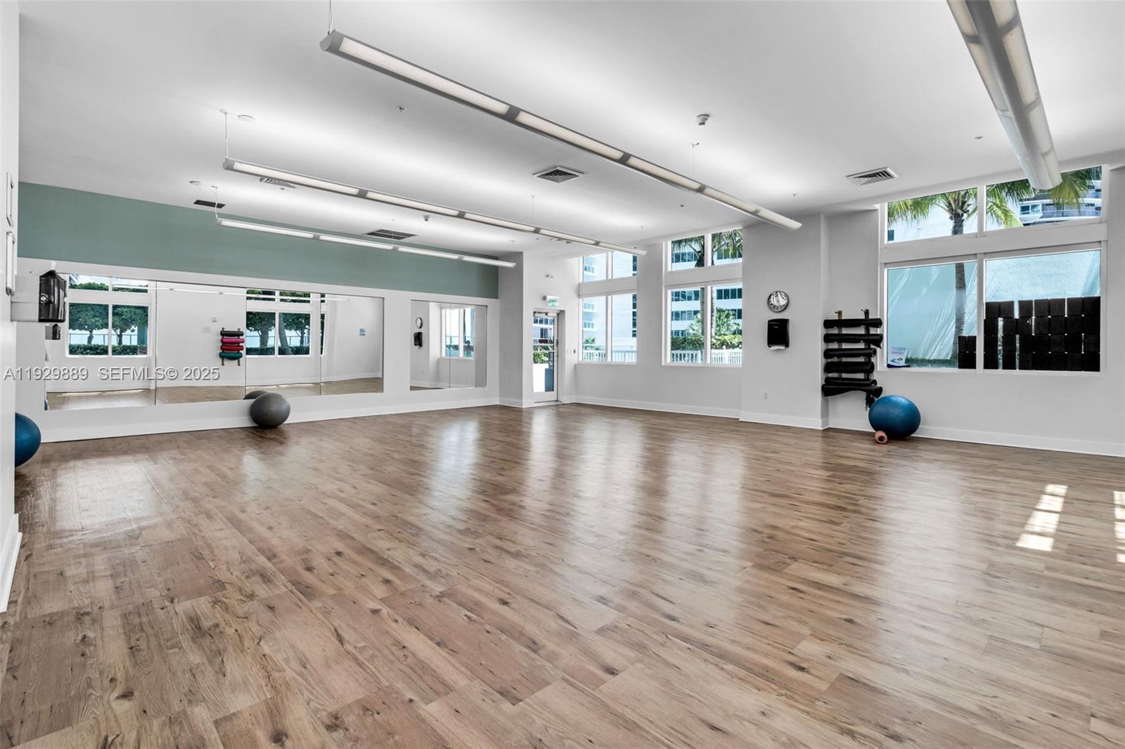 1900 N Bayshore Dr #604 Miami, FL 33132