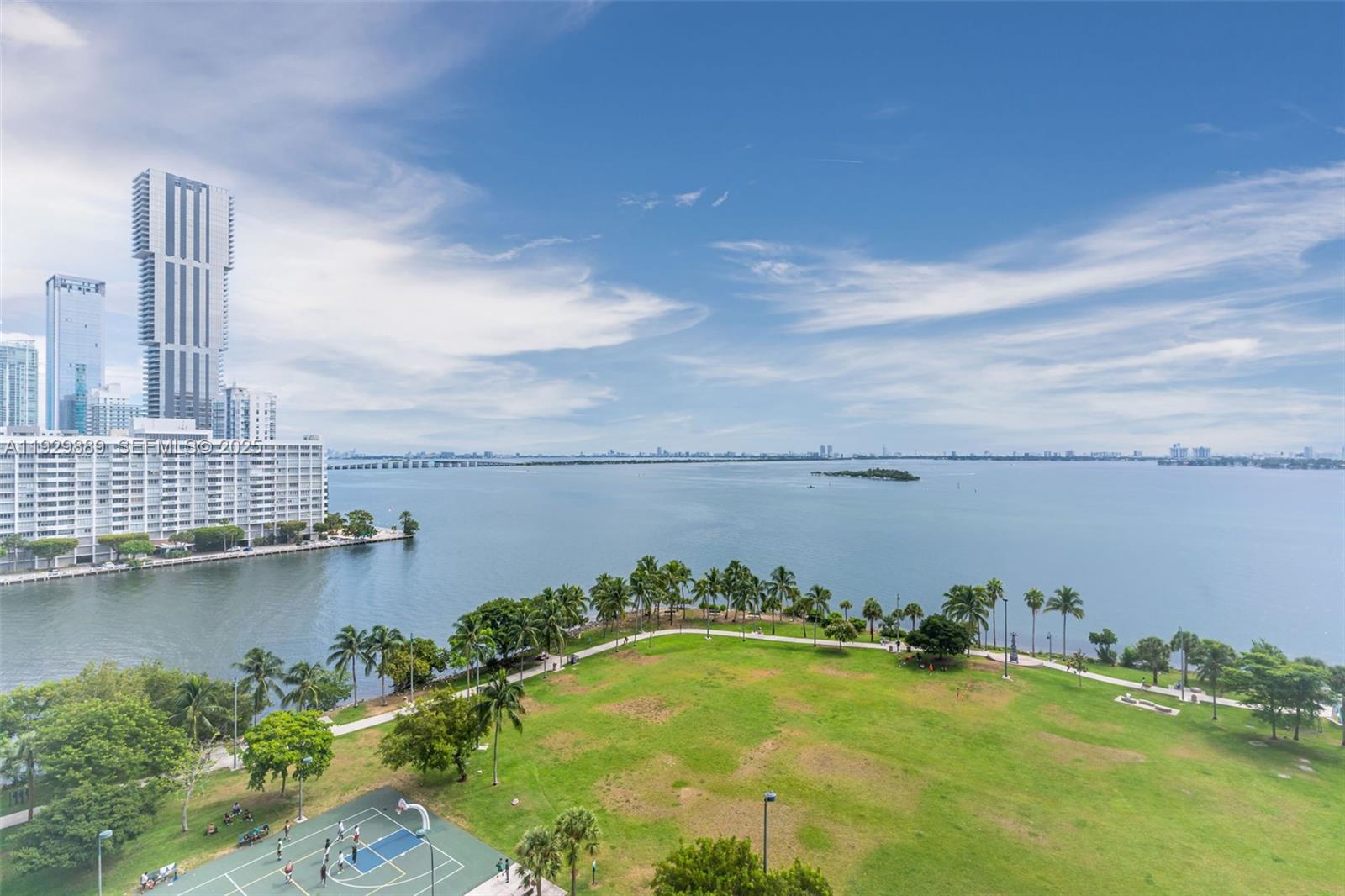 1900 N Bayshore Dr #604 Miami, FL 33132