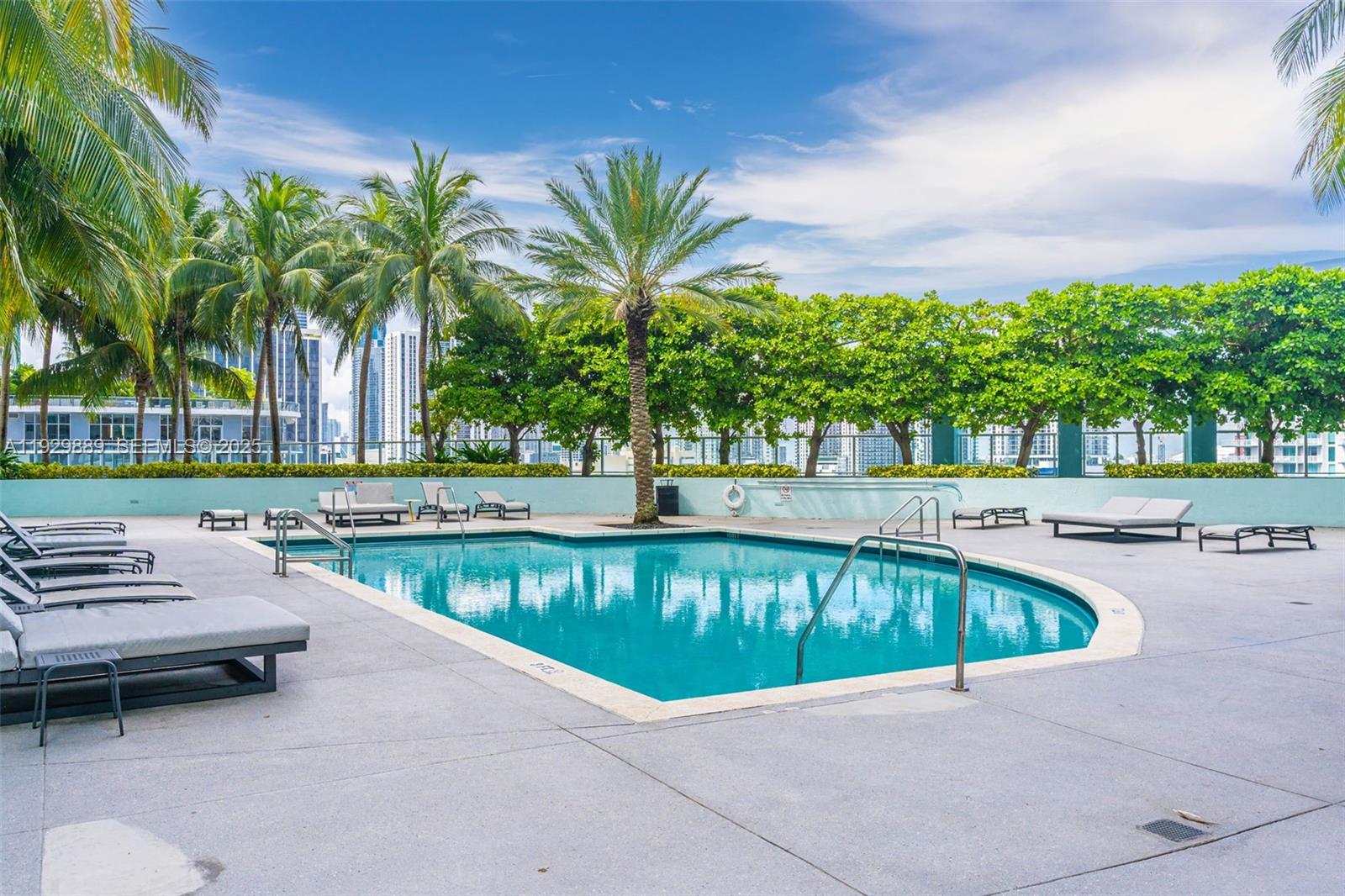 1900 N Bayshore Dr #604 Miami, FL 33132