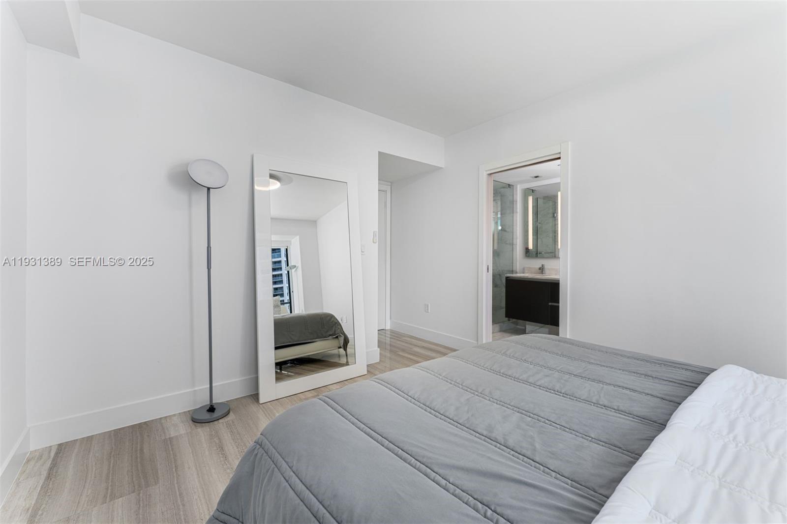 1451 Brickell Ave #1803 Miami, FL 33131