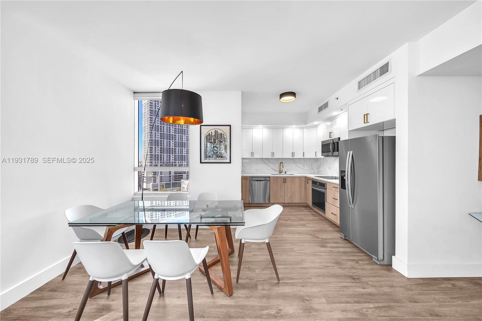 90 SW 3rd St #1213 Miami, FL 33130