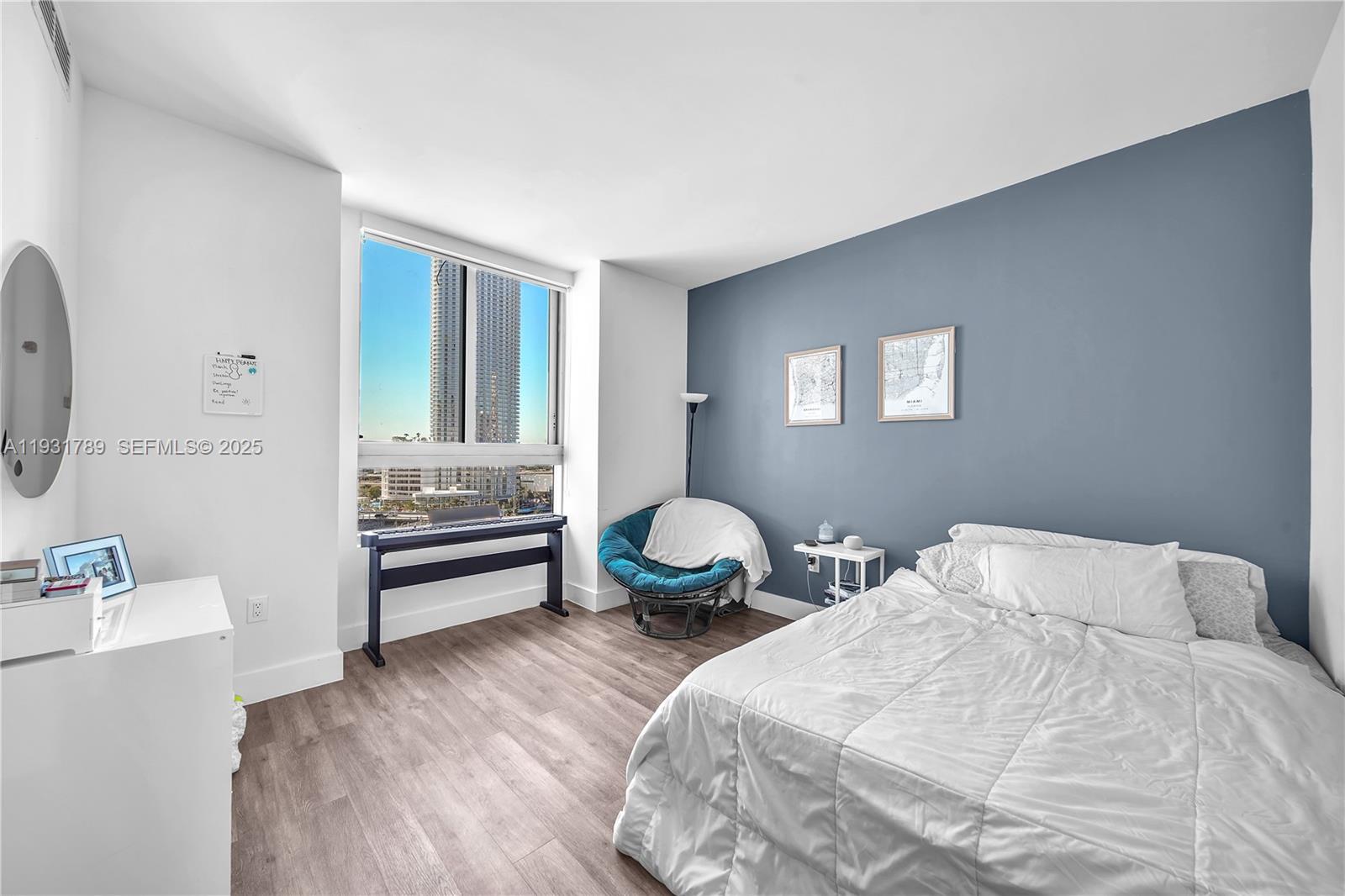 90 SW 3rd St #1213 Miami, FL 33130