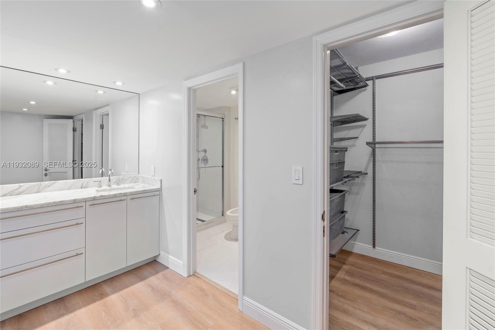 199 Ocean Ln Dr #611 Key Biscayne, FL 33149