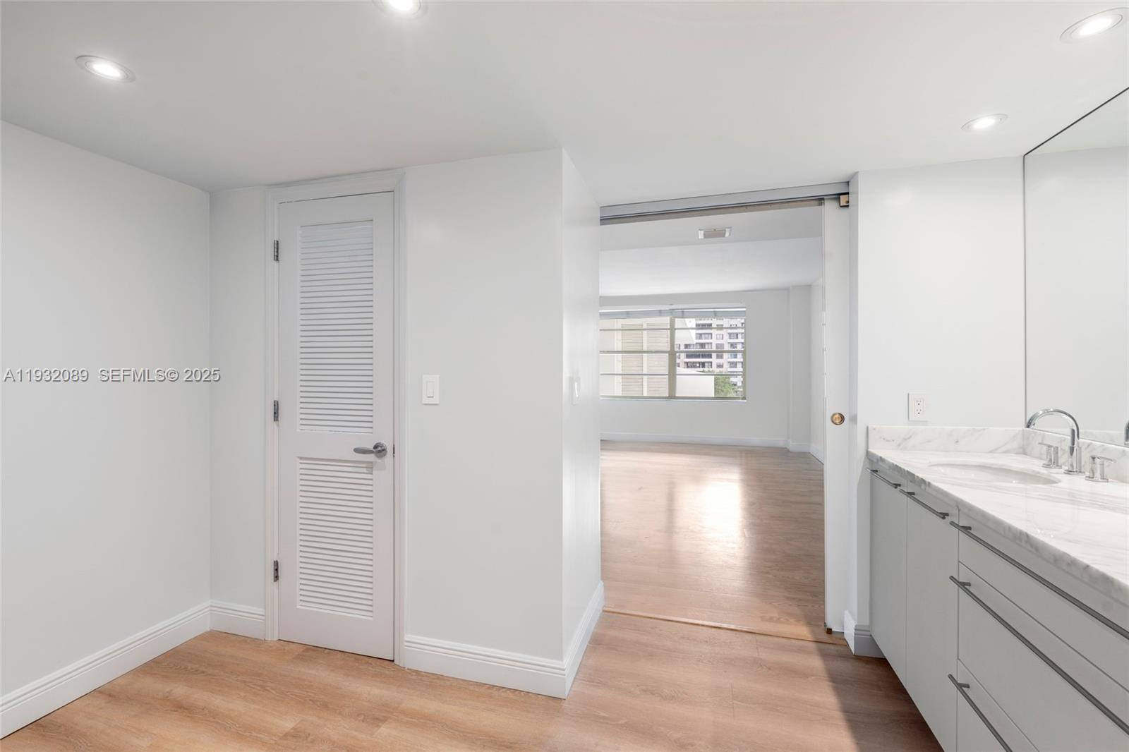 199 Ocean Ln Dr #611 Key Biscayne, FL 33149