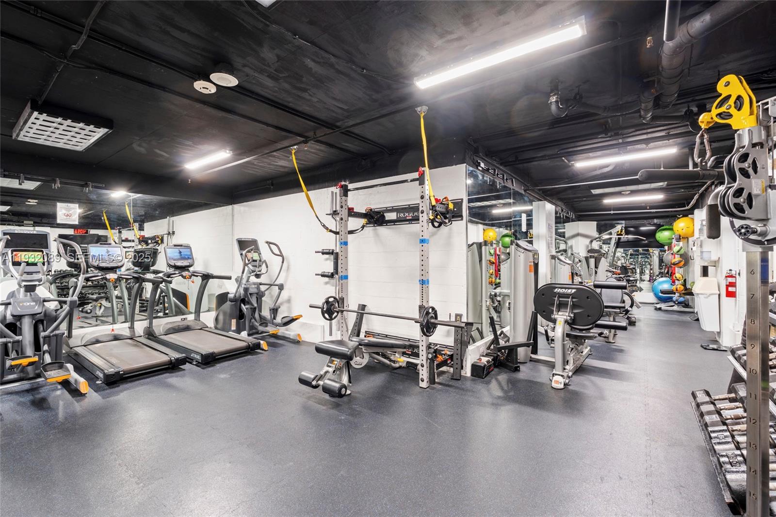 199 Ocean Ln Dr #611 Key Biscayne, FL 33149