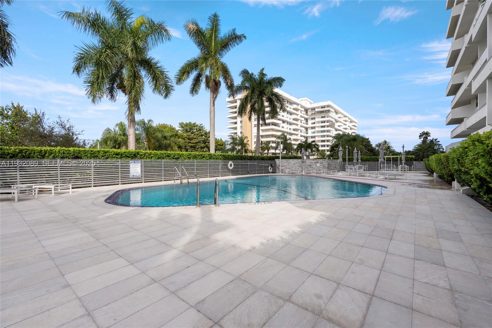 199 Ocean Ln Dr #611 Key Biscayne, FL 33149
