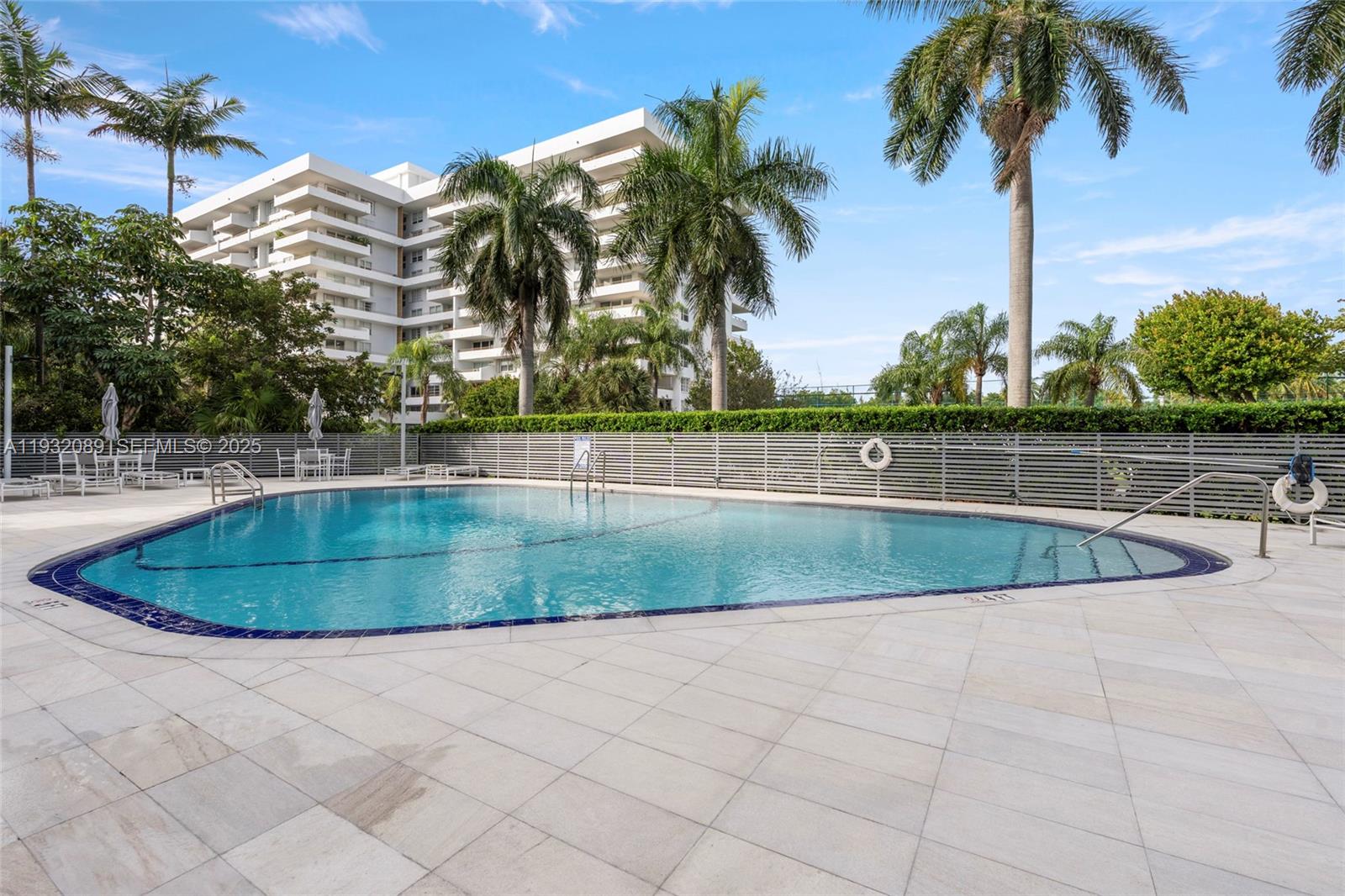 199 Ocean Ln Dr #611 Key Biscayne, FL 33149