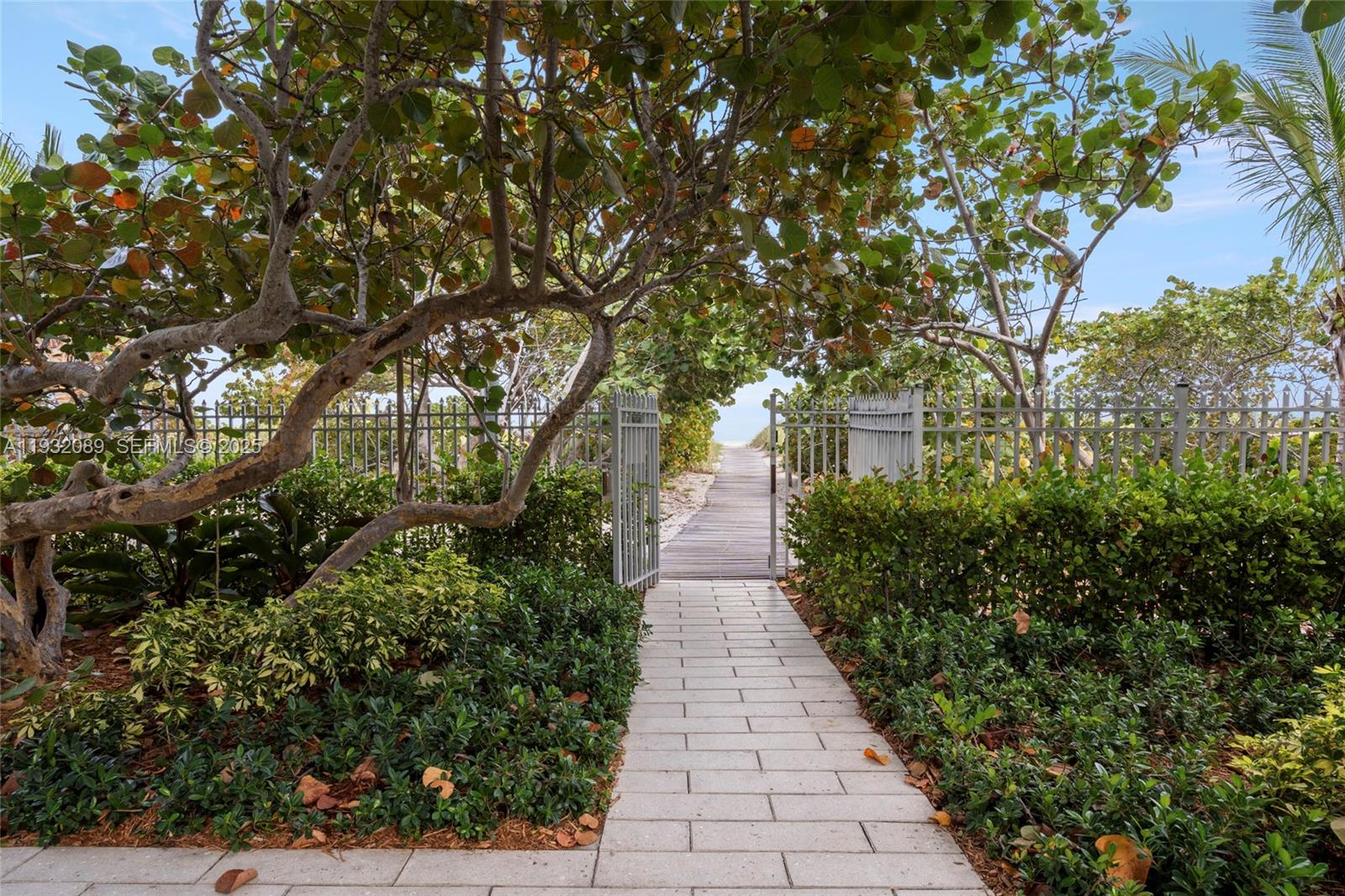 199 Ocean Ln Dr #611 Key Biscayne, FL 33149