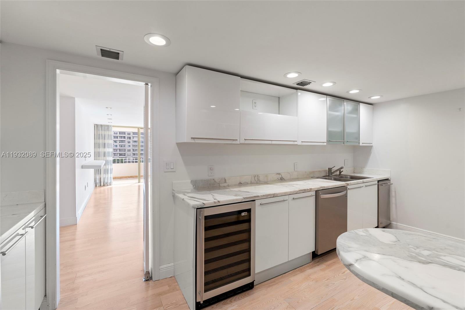 199 Ocean Ln Dr #611 Key Biscayne, FL 33149