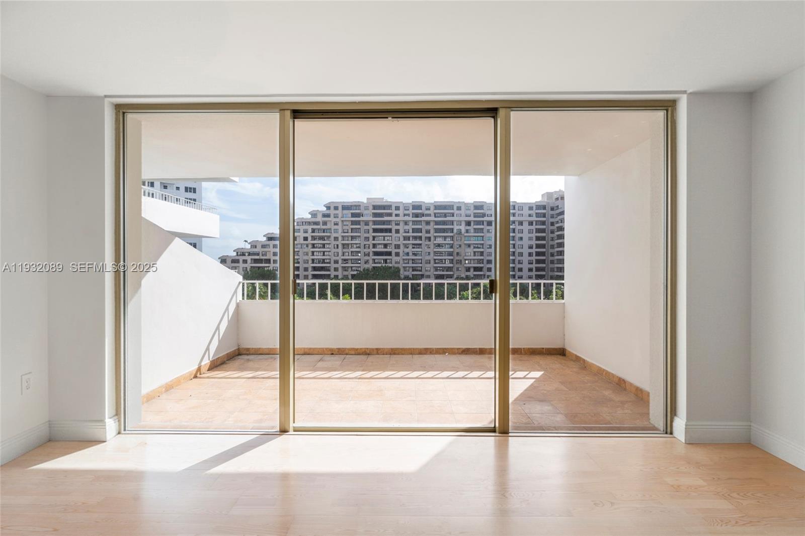 199 Ocean Ln Dr #611 Key Biscayne, FL 33149