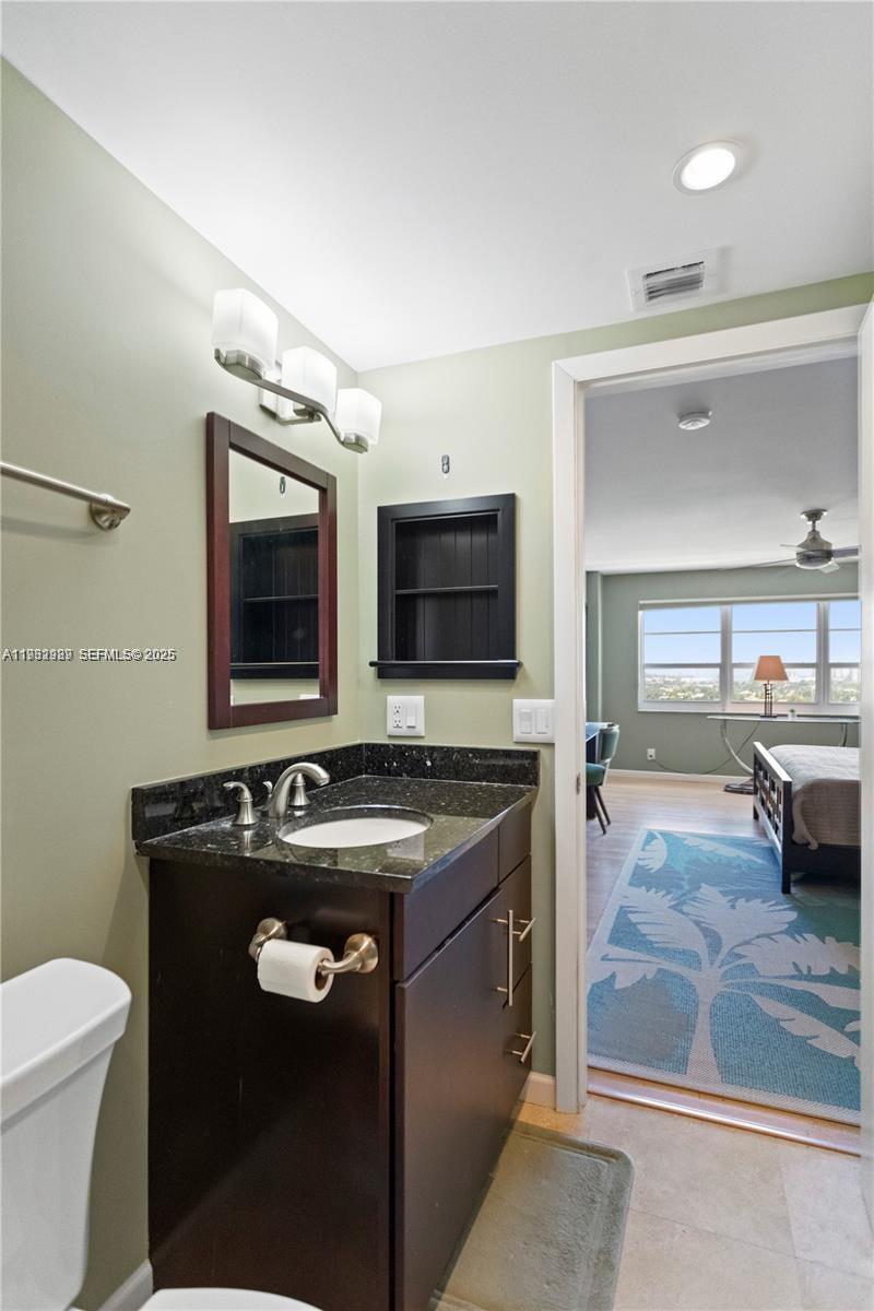 340 Sunset Dr #1404 Fort Lauderdale, FL 33301