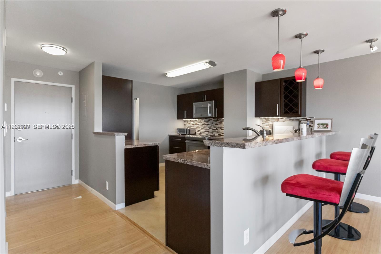 340 Sunset Dr #1404 Fort Lauderdale, FL 33301