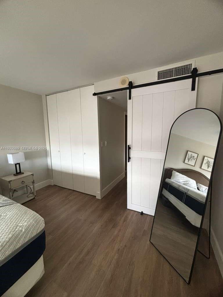 image Winston Towers 20010