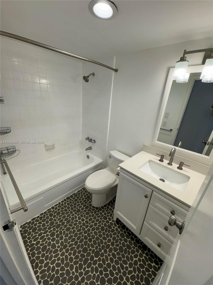 1600 SE 15th St #607 Fort Lauderdale, FL 33316