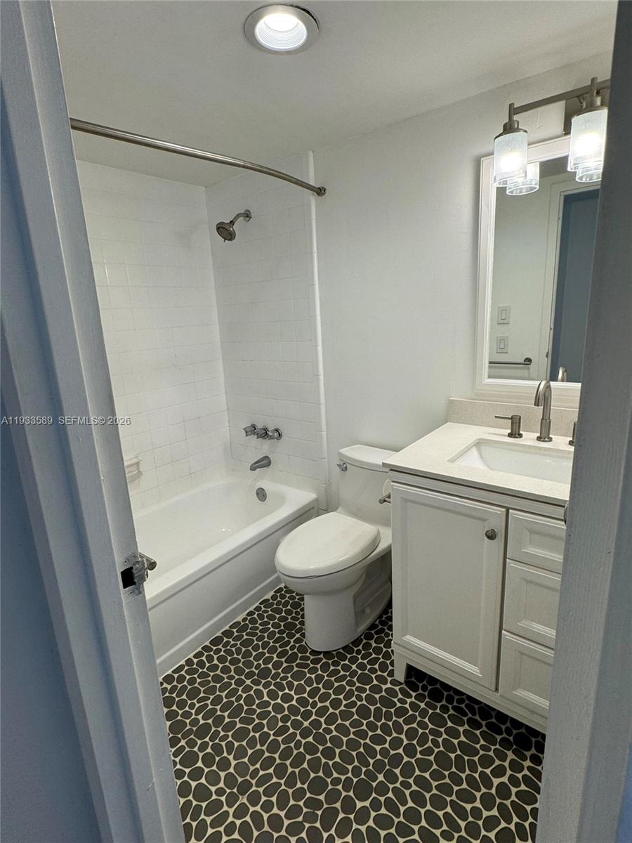 1600 SE 15th St #607 Fort Lauderdale, FL 33316