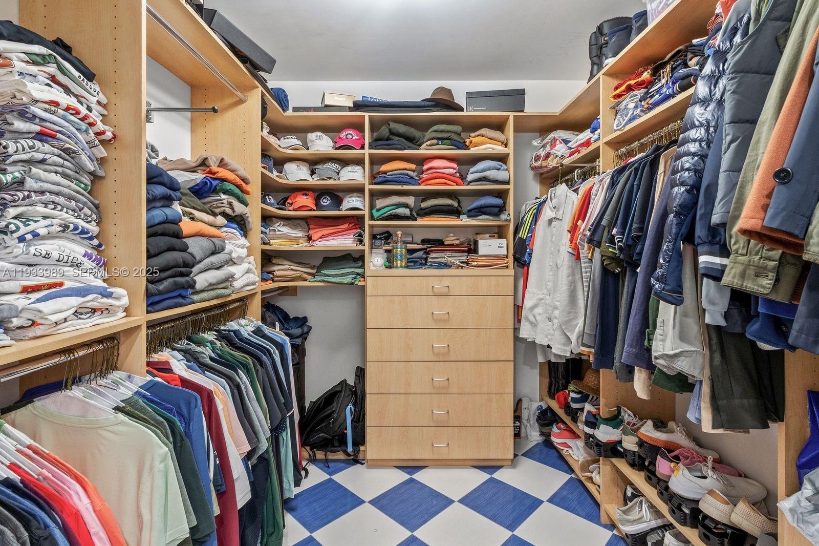 6511 Riviera Dr Coral Gables, FL 33146