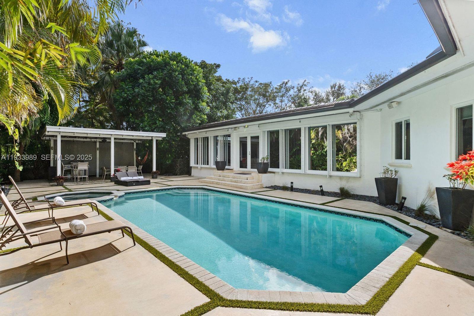 6511 Riviera Dr Coral Gables, FL 33146