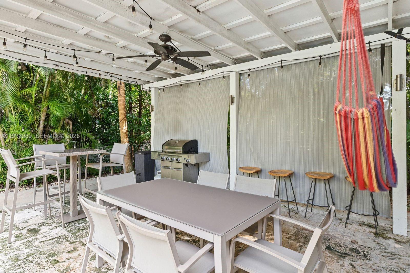 6511 Riviera Dr Coral Gables, FL 33146