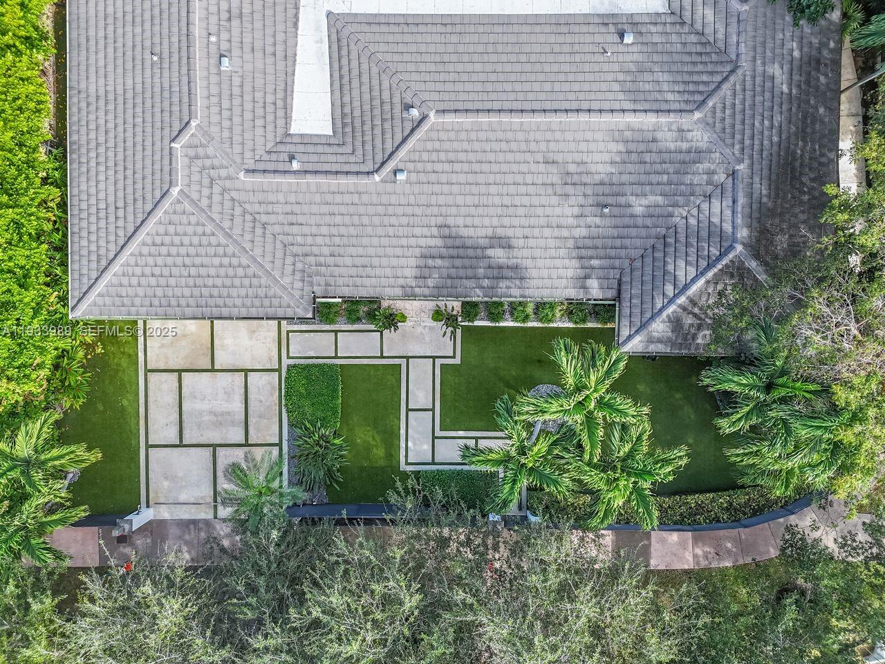 6511 Riviera Dr Coral Gables, FL 33146