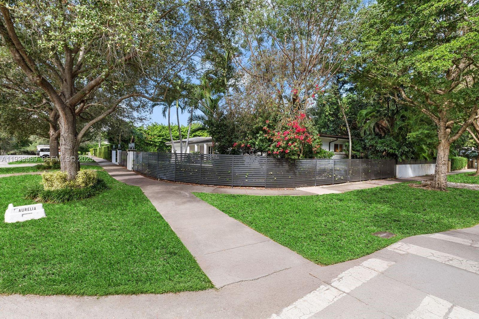 6511 Riviera Dr Coral Gables, FL 33146