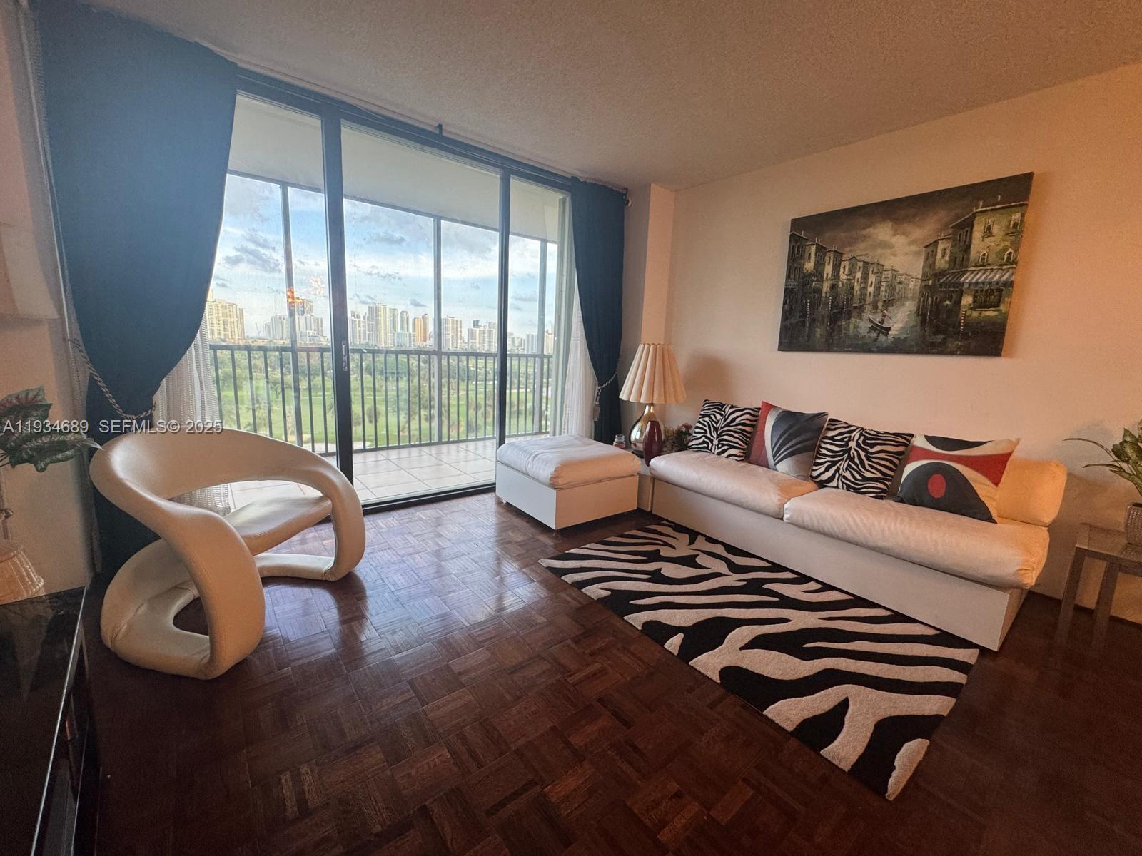 20335 W Country Clb Dr #1105 Aventura, FL 33180