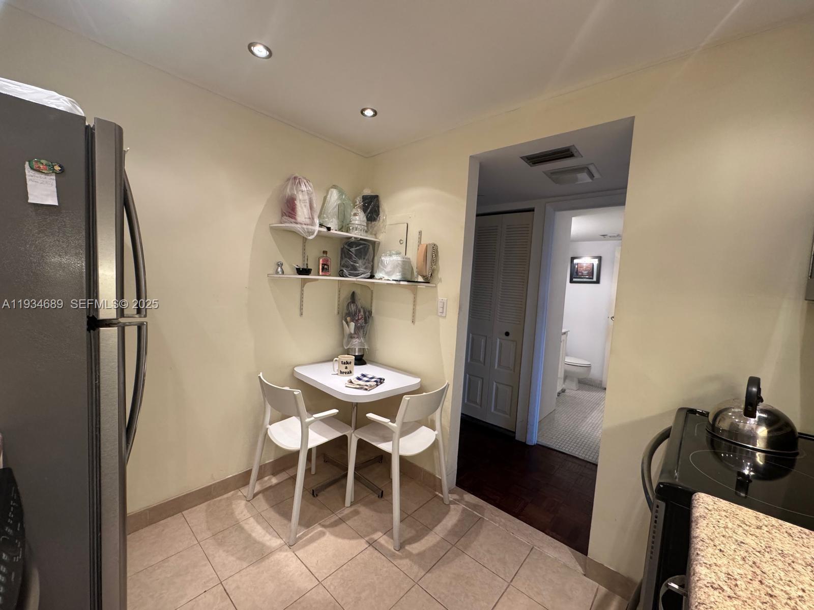 20335 W Country Clb Dr #1105 Aventura, FL 33180