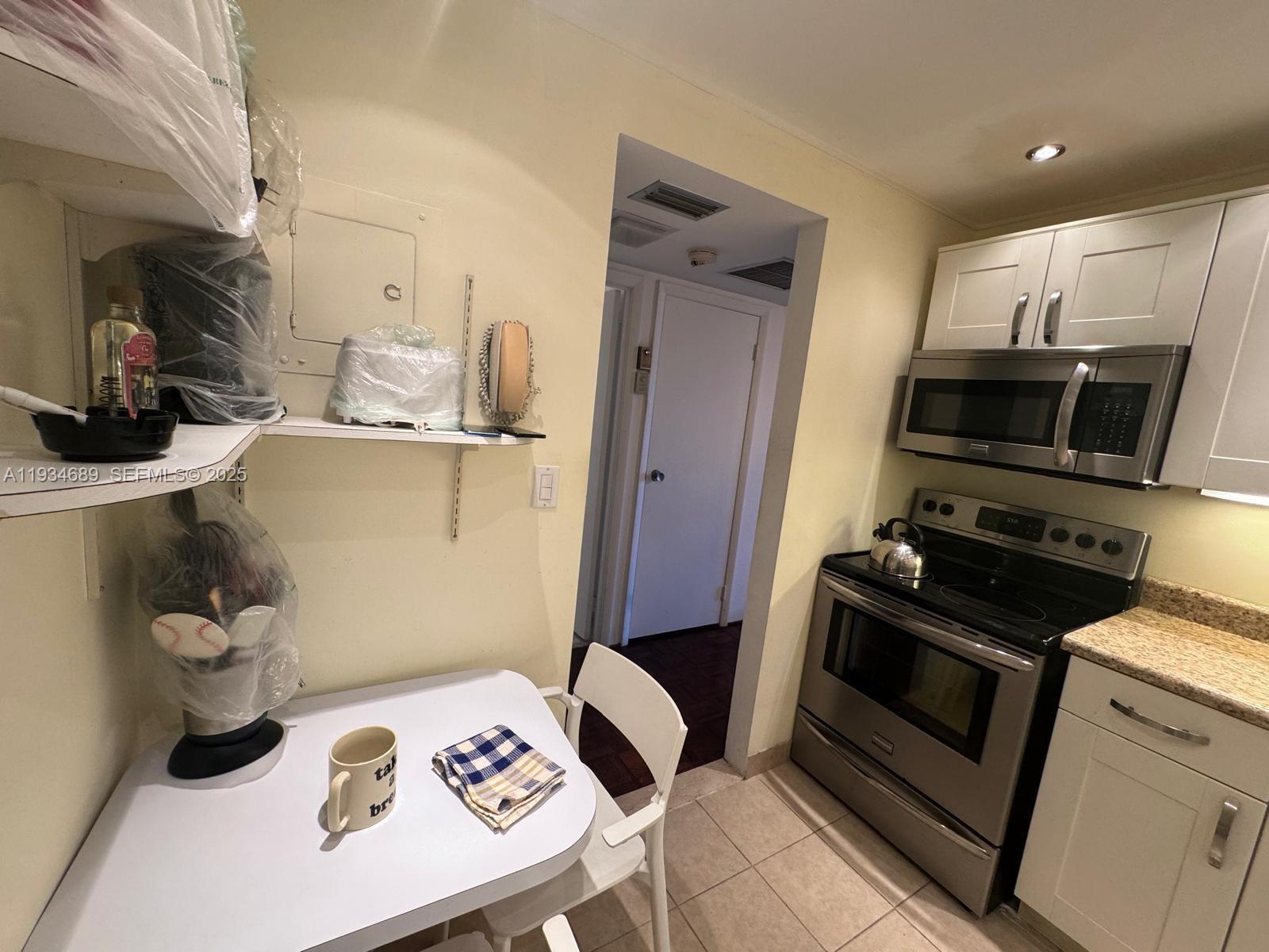 20335 W Country Clb Dr #1105 Aventura, FL 33180