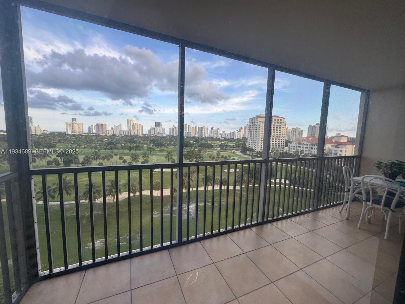 20335 W Country Clb Dr #1105 Aventura, FL 33180