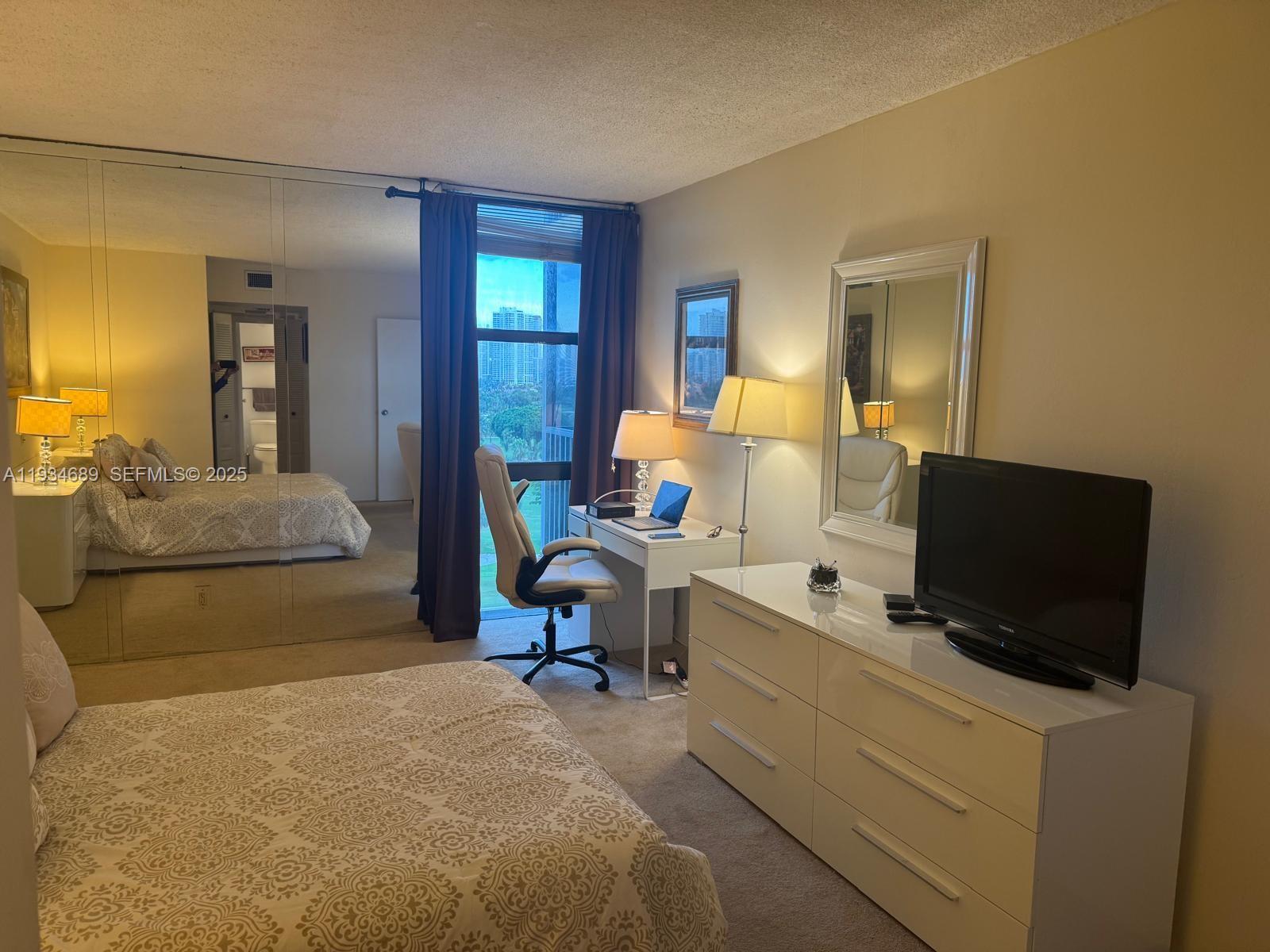 20335 W Country Clb Dr #1105 Aventura, FL 33180