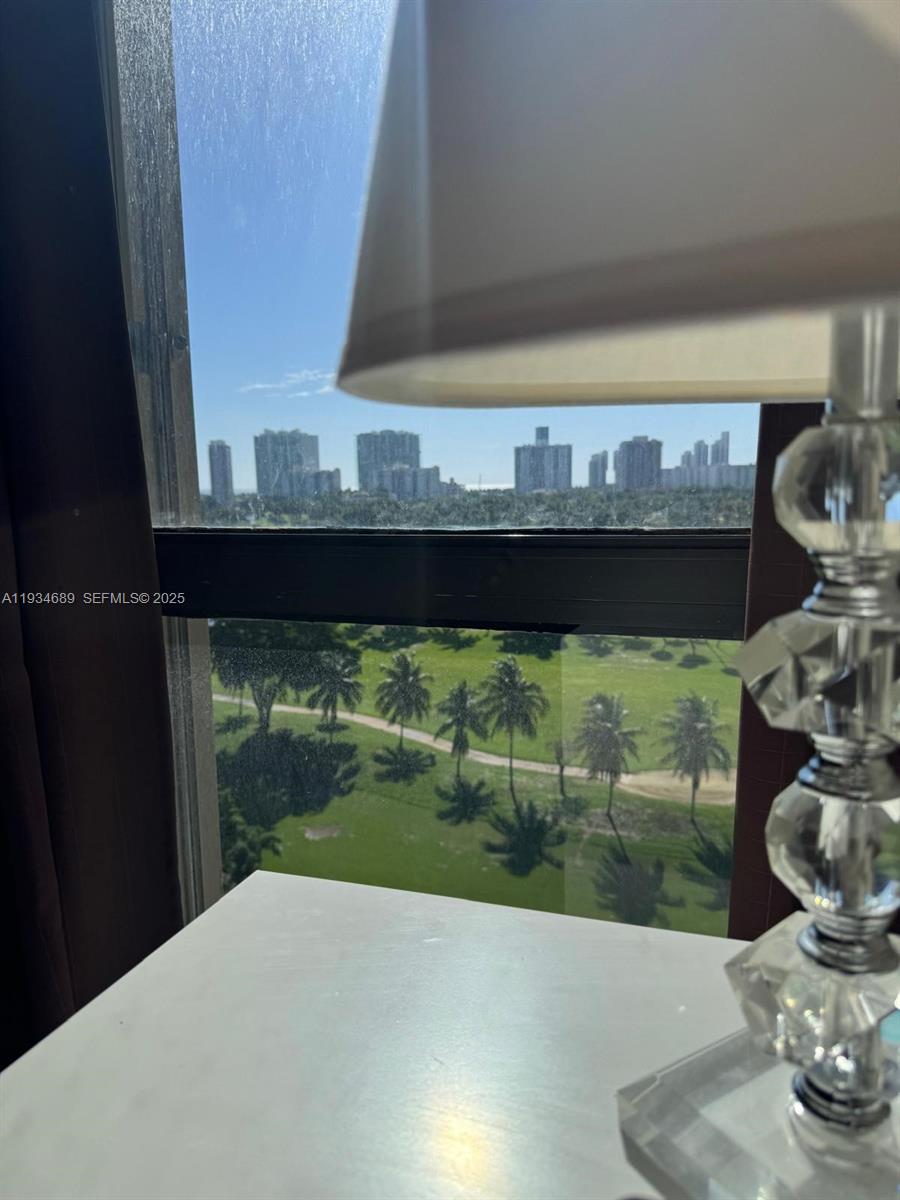 20335 W Country Clb Dr #1105 Aventura, FL 33180