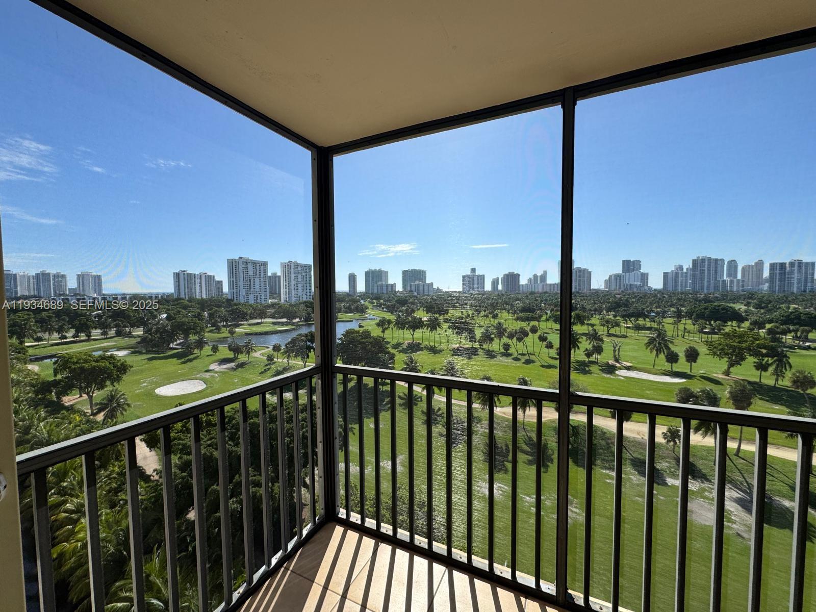 20335 W Country Clb Dr #1105 Aventura, FL 33180