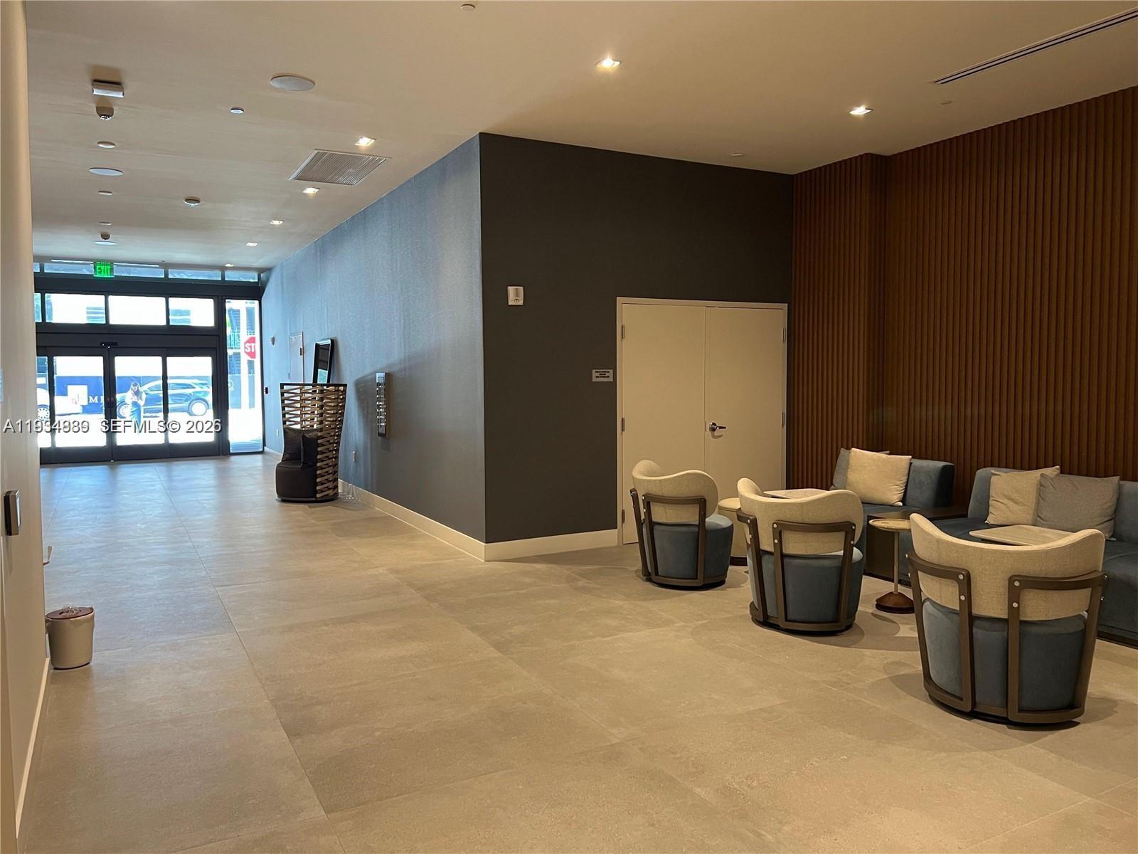 239 SW 9th St #2103 Miami, FL 33130