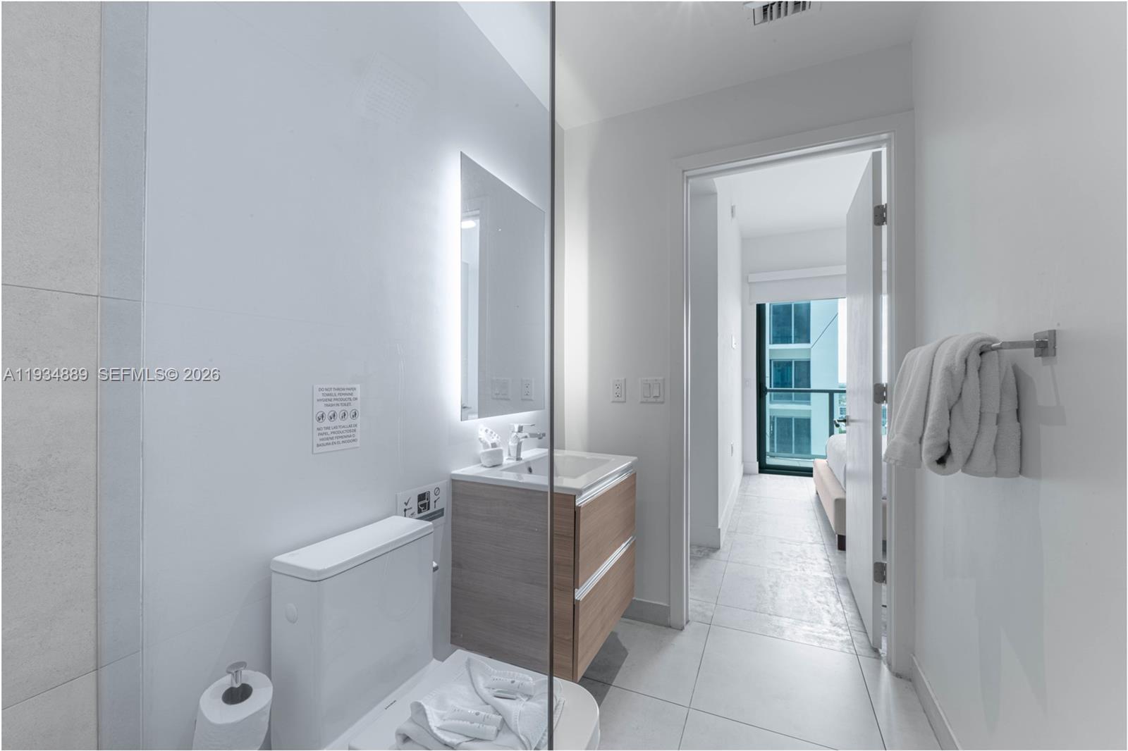 image Smart Brickell I22