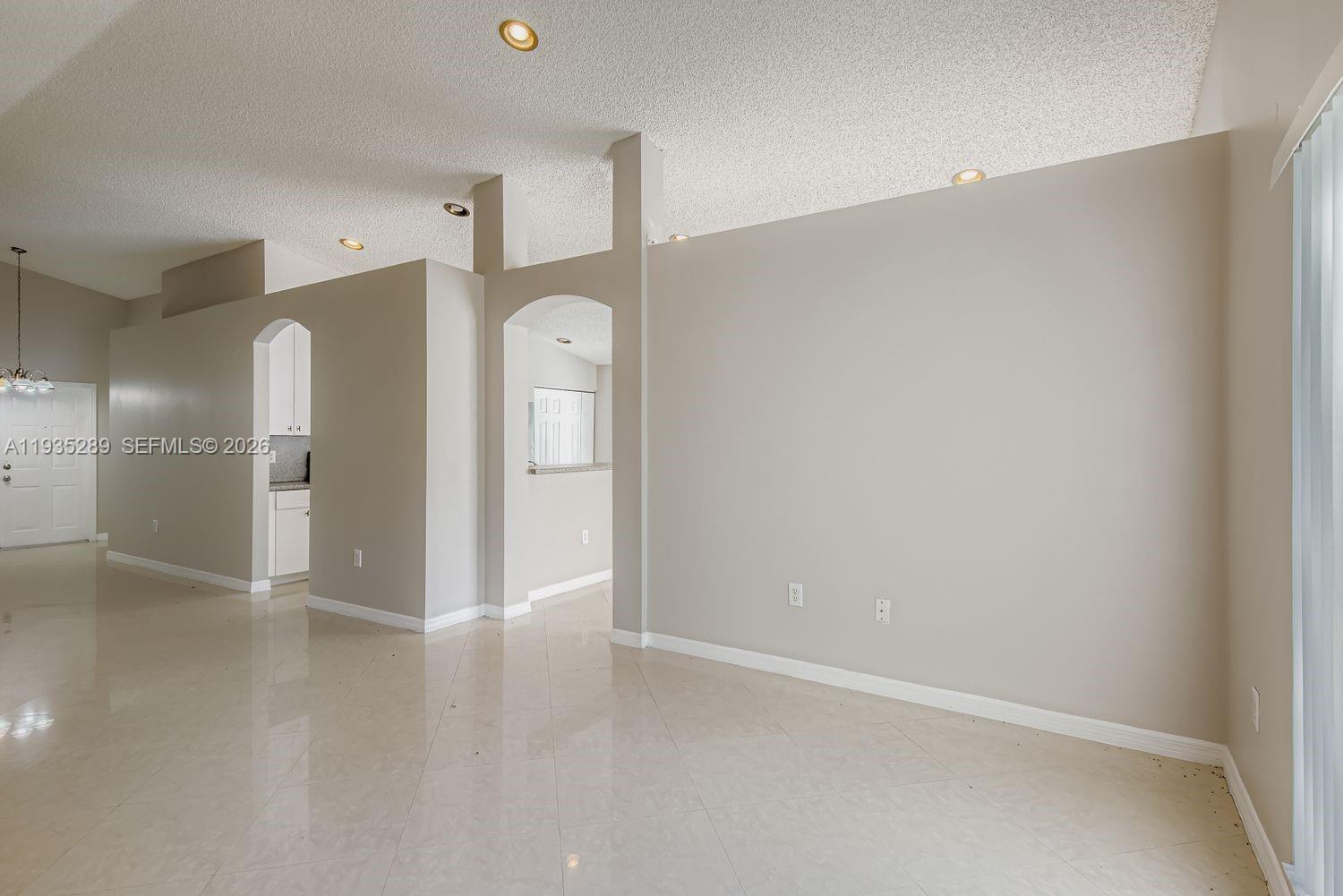 14242 NW 18th Pl Pembroke Pines, FL 33028