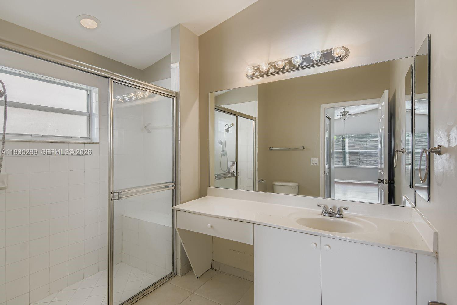 14242 NW 18th Pl Pembroke Pines, FL 33028