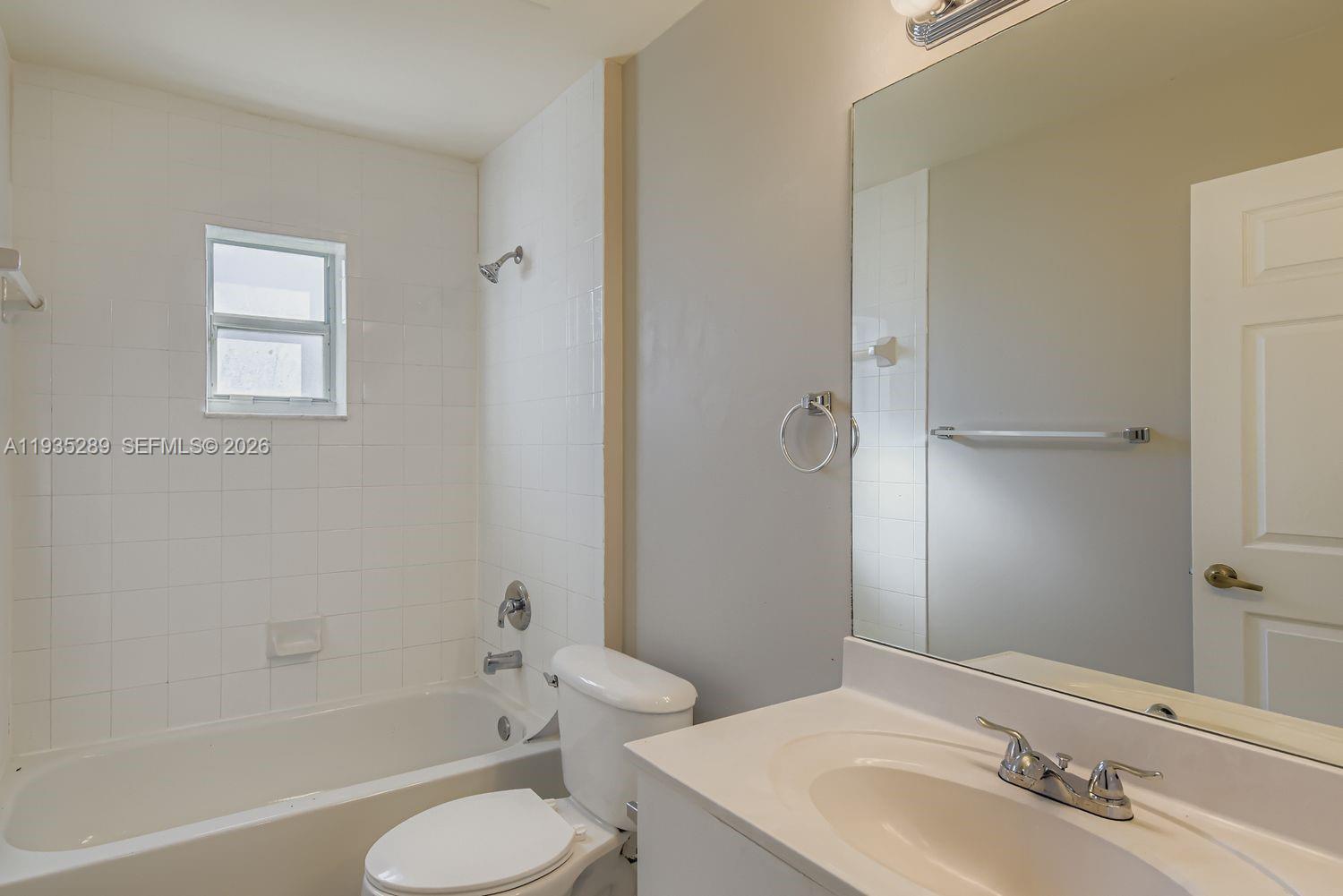 14242 NW 18th Pl Pembroke Pines, FL 33028