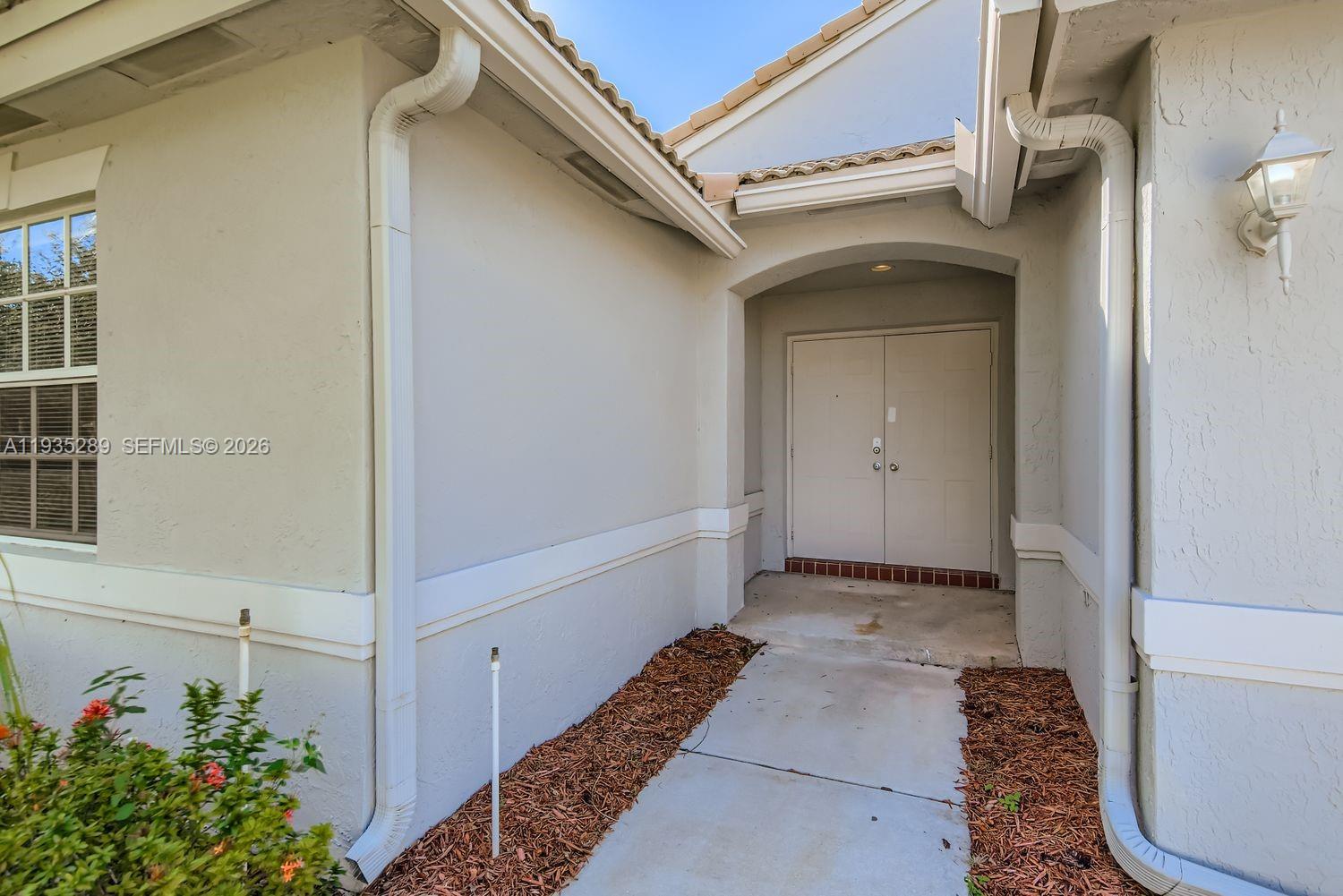 14242 NW 18th Pl Pembroke Pines, FL 33028