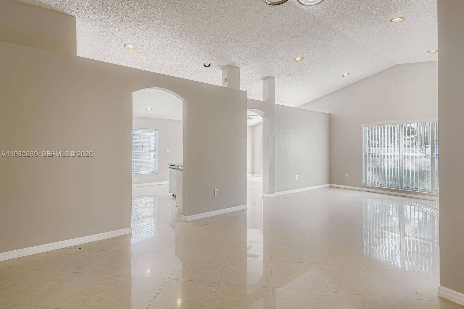 14242 NW 18th Pl Pembroke Pines, FL 33028