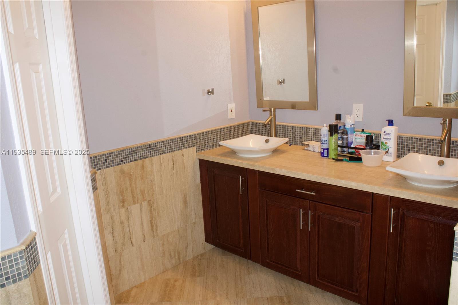 Undisclosed Address Coral Springs, FL 33071