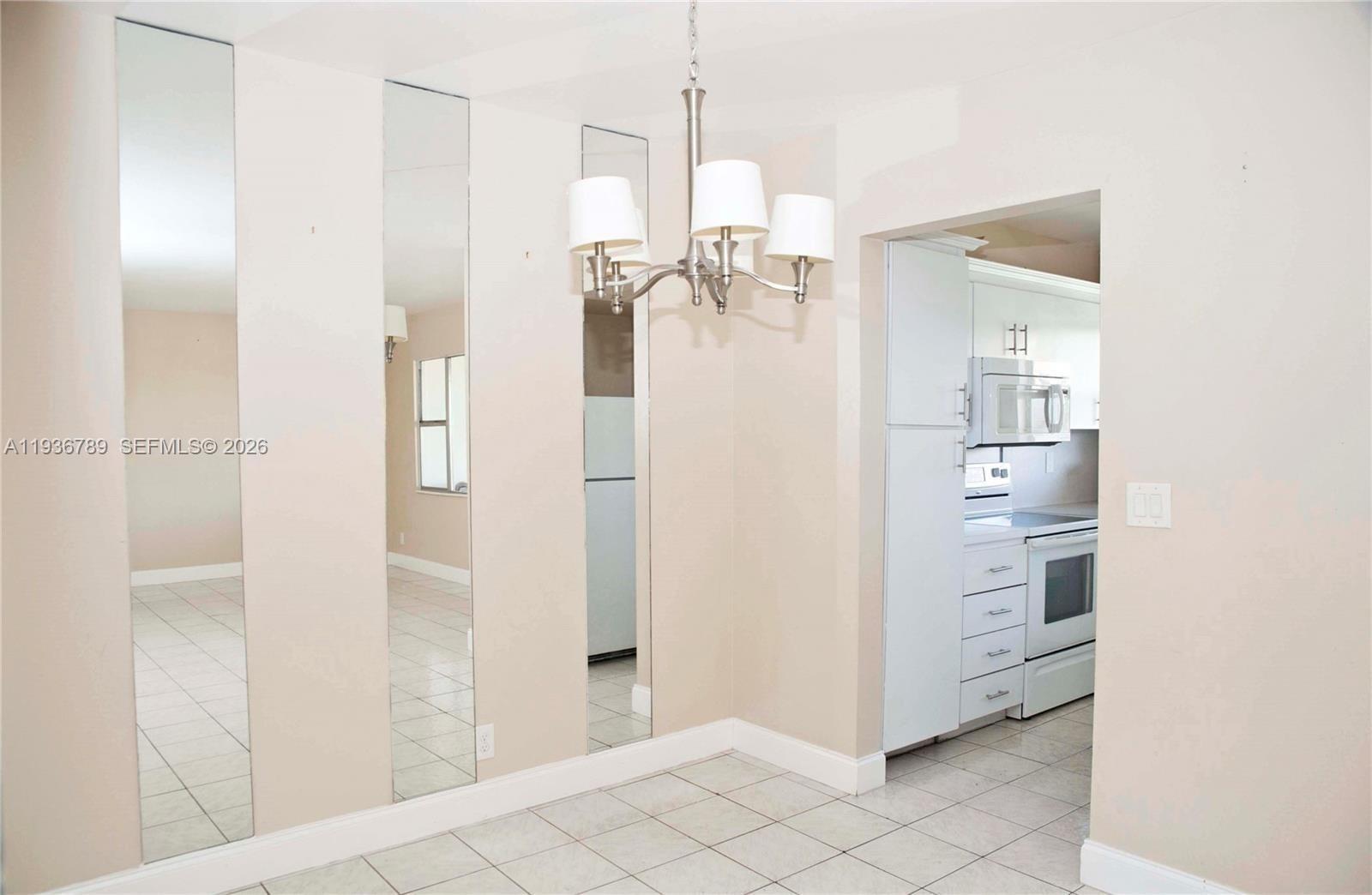 270 Layne Blvd #305 Hallandale Beach, FL 33009