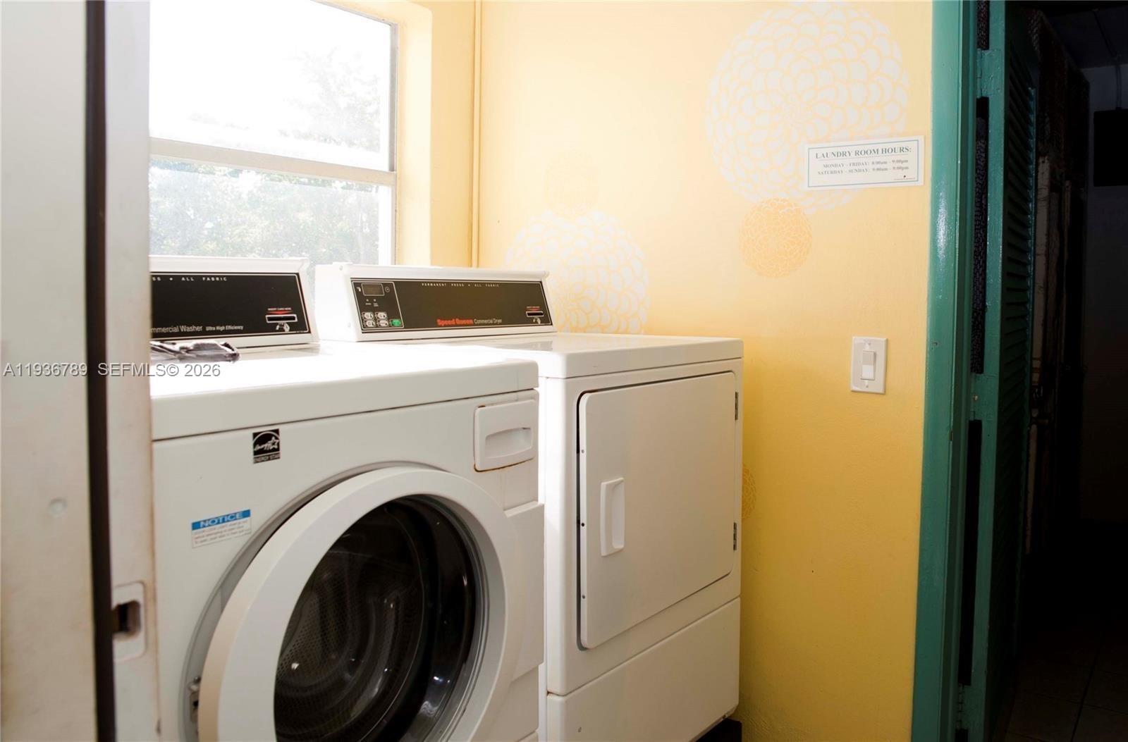 270 Layne Blvd #305 Hallandale Beach, FL 33009