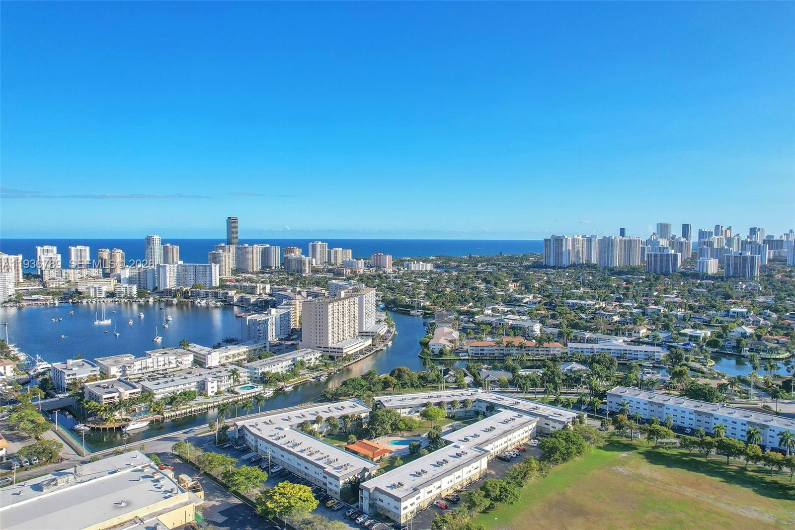 270 Layne Blvd #305 Hallandale Beach, FL 33009