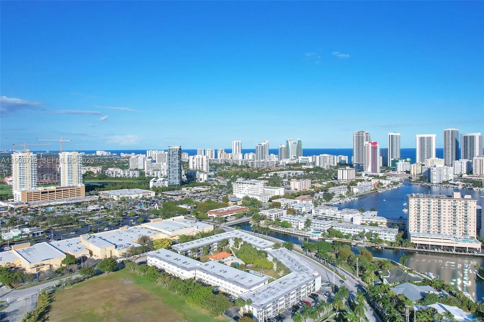 270 Layne Blvd #305 Hallandale Beach, FL 33009