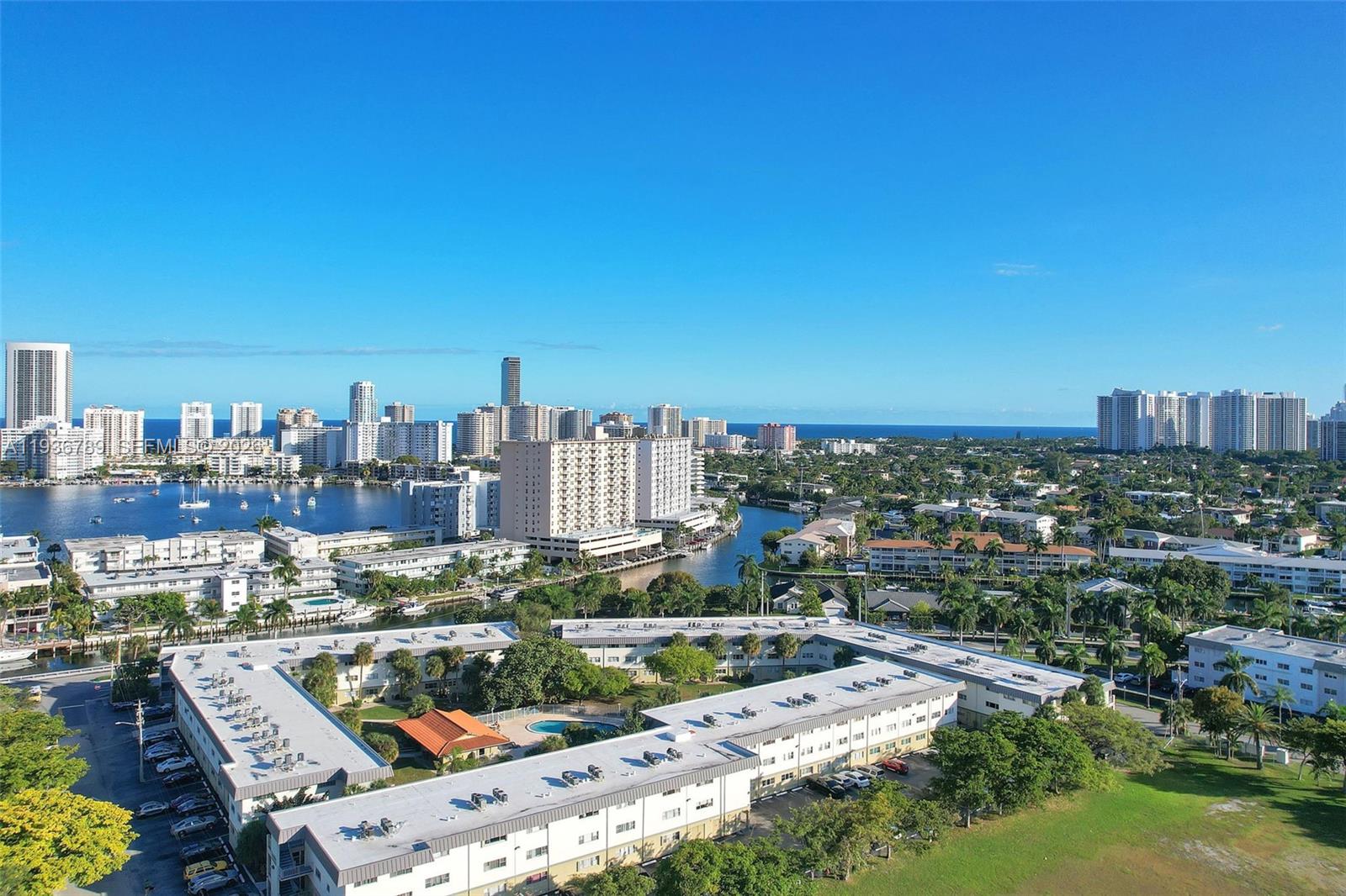 270 Layne Blvd #305 Hallandale Beach, FL 33009