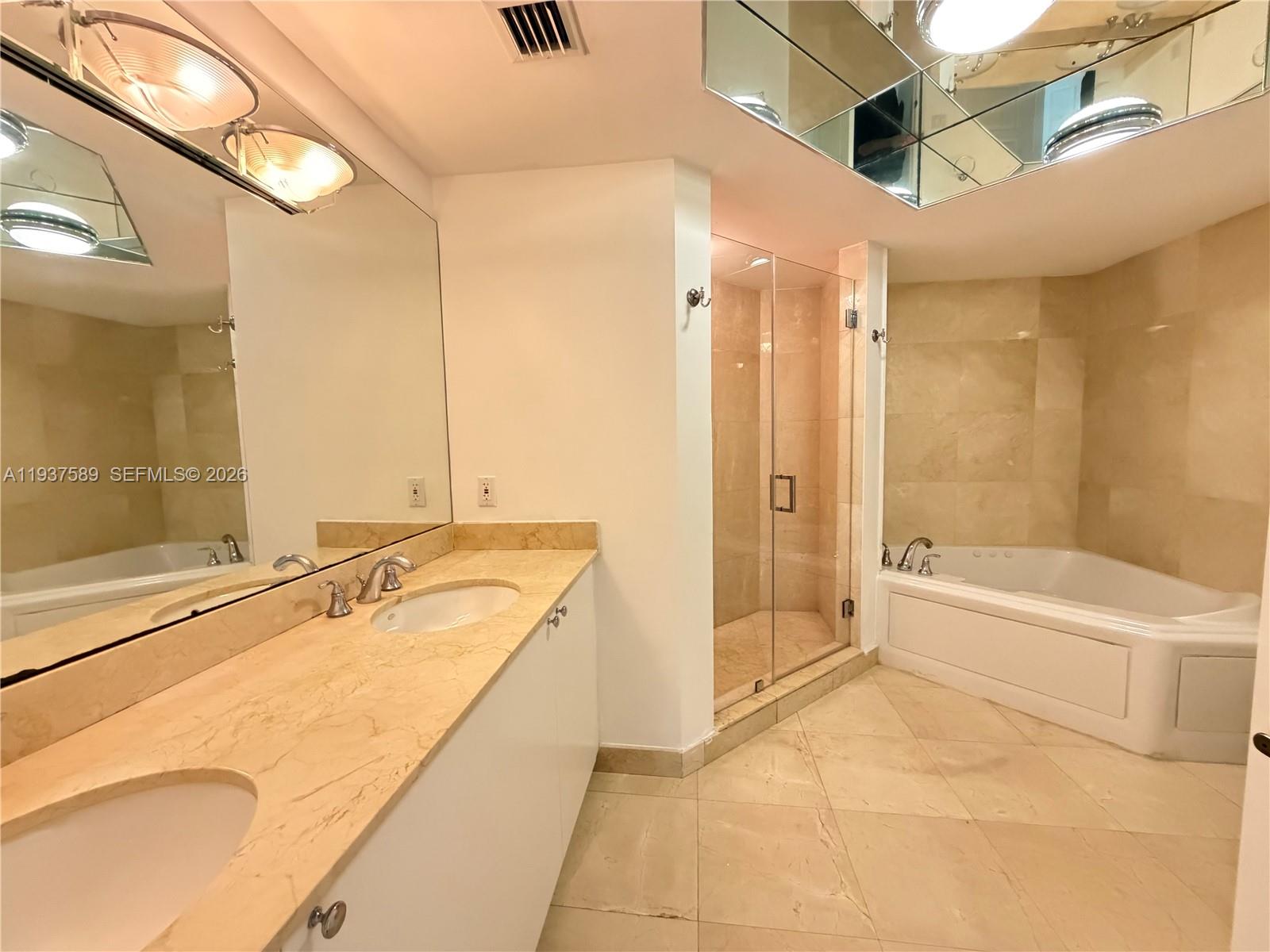 image King David Condo13