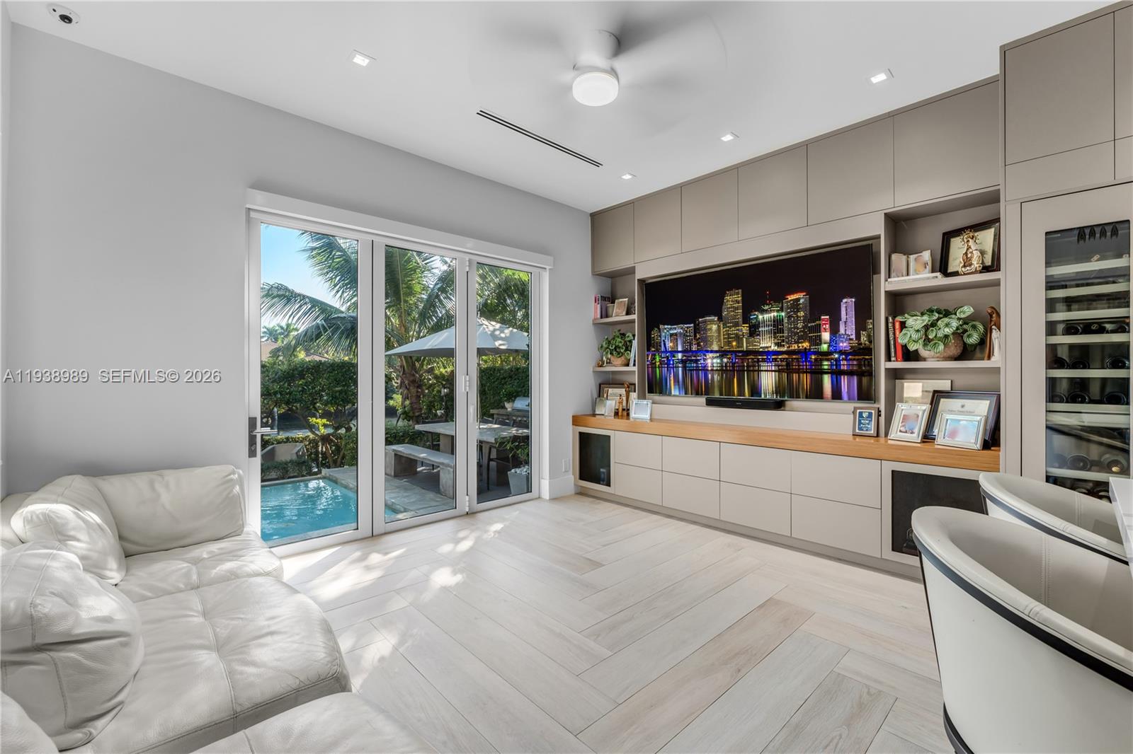 4819 University Dr #4819 Coral Gables, FL 33146