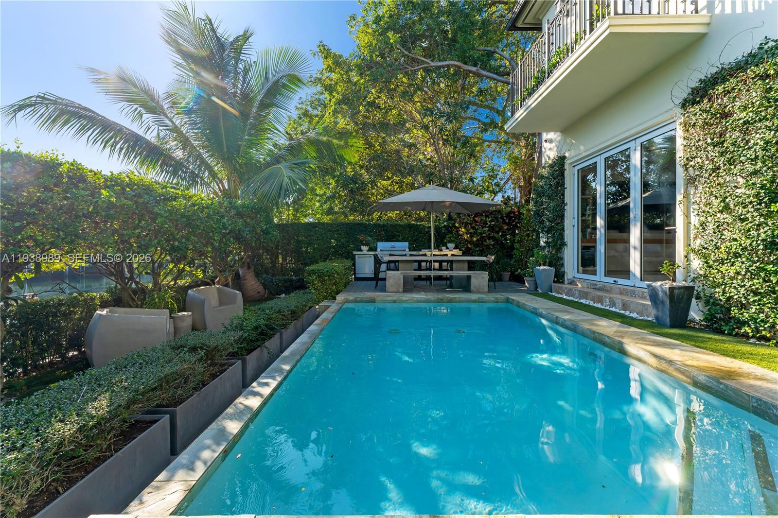 4819 University Dr #4819 Coral Gables, FL 33146