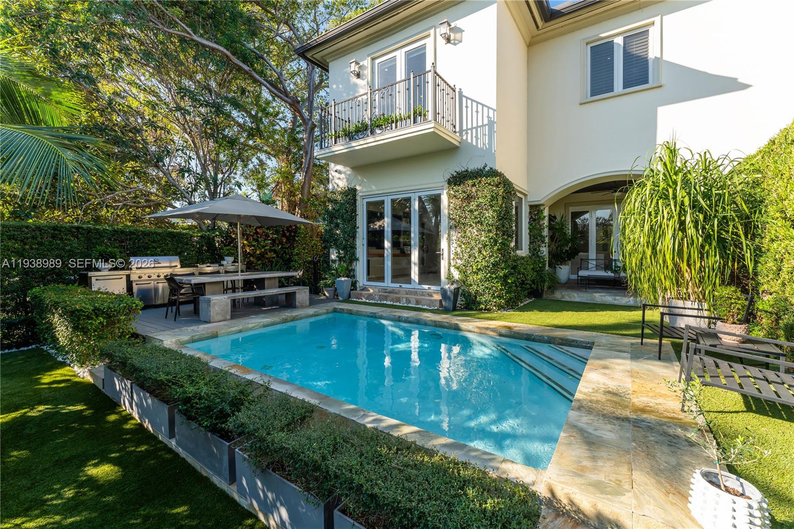 4819 University Dr #4819 Coral Gables, FL 33146