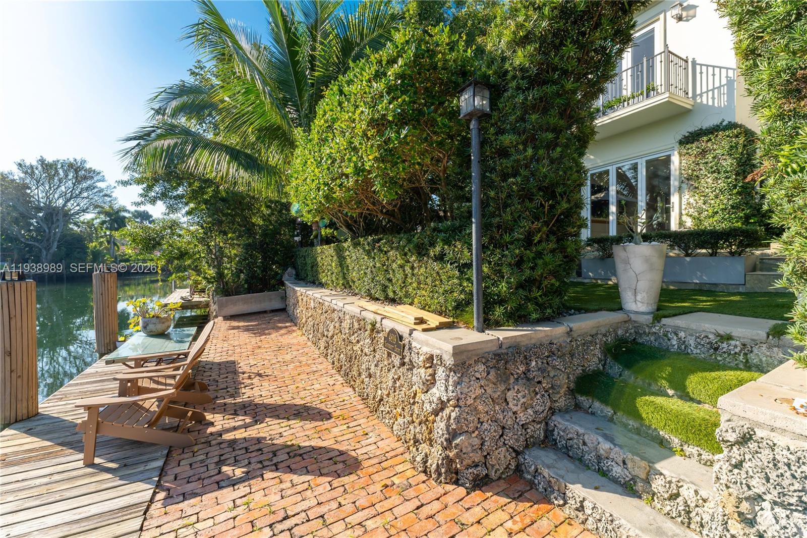 4819 University Dr #4819 Coral Gables, FL 33146