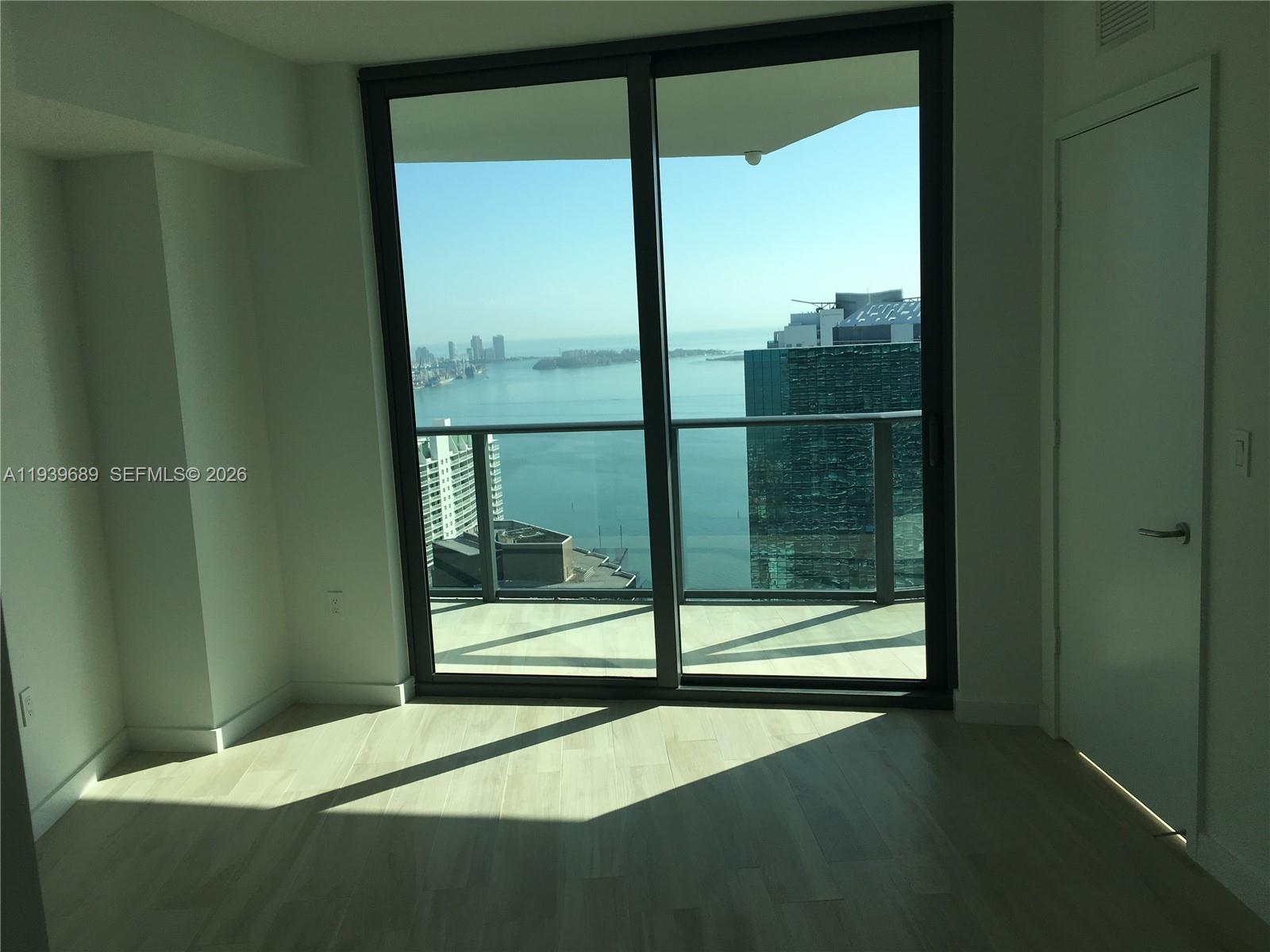 image Sls Brickell Condo11